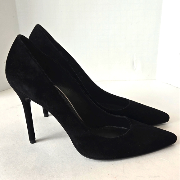 Stuart Weitzman Shoes - Stuart Weitzman Scoop black suede leather stiletto shoes high heels